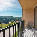Nahoře V Dole Apartamento
