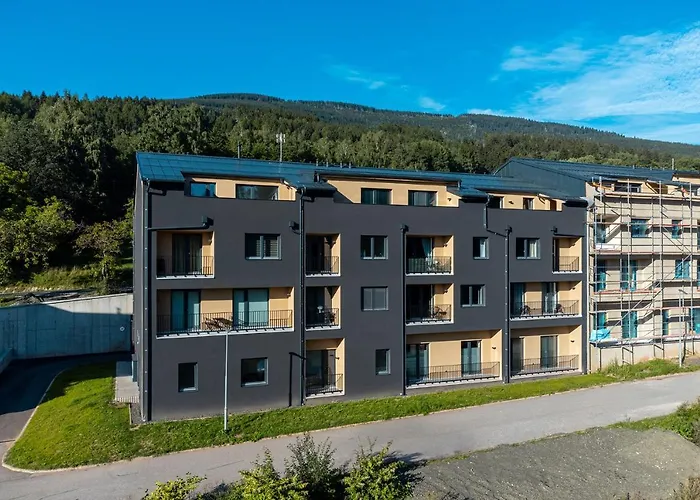Nahoře V Dole Apartamento Černý Dŭl